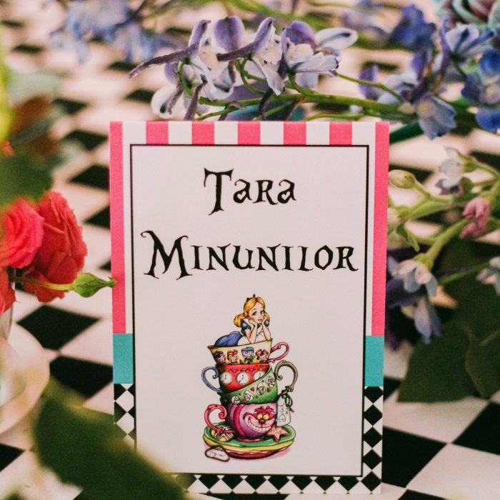 ARANJAMENTE BOTEZ - ALICE IN WONDERLAND (6)-1500x2250
