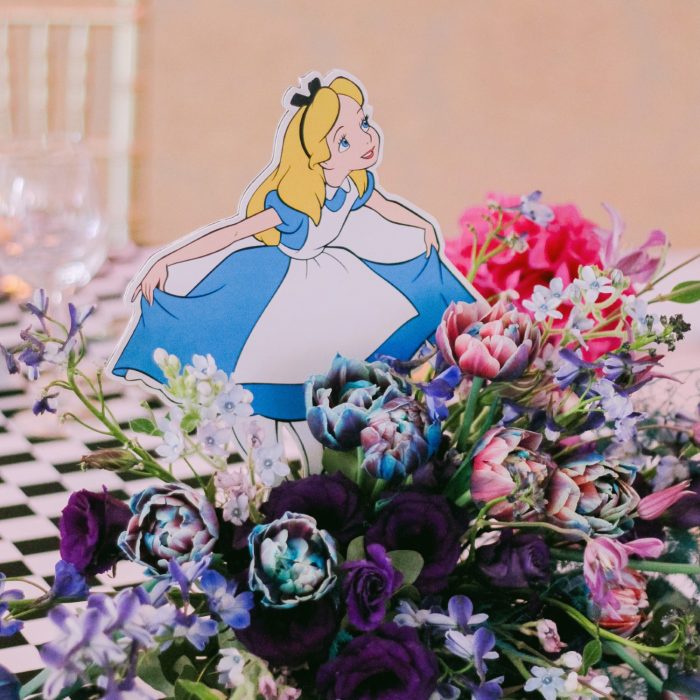 ARANJAMENTE BOTEZ - ALICE IN WONDERLAND (7)-1500x2250