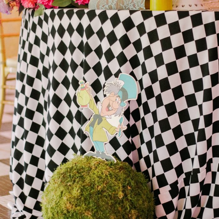 ARANJAMENTE BOTEZ - ALICE IN WONDERLAND (9)-1500x2250